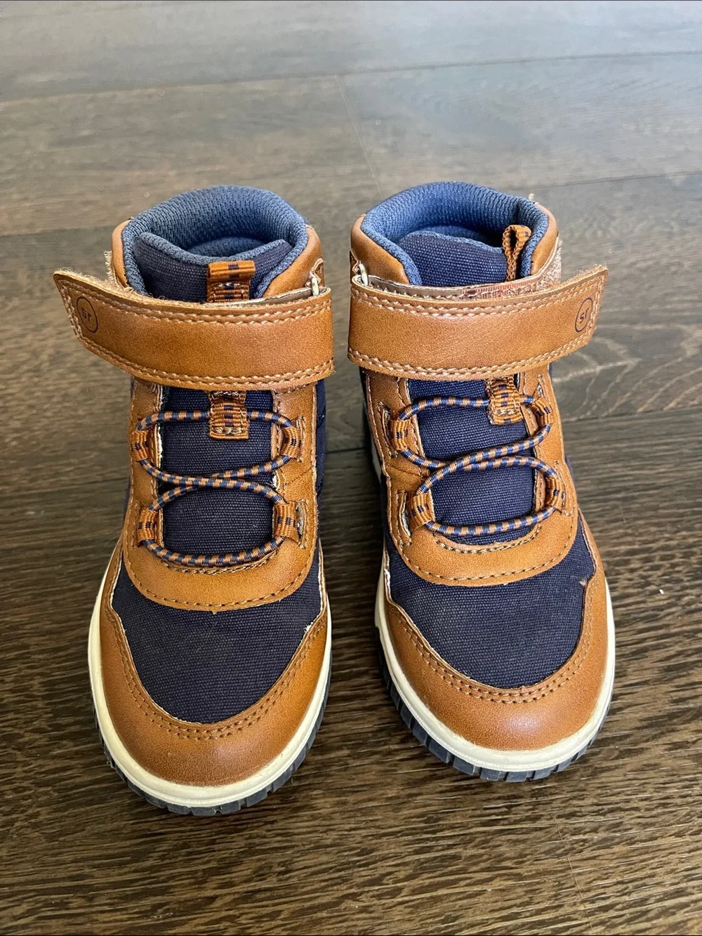 Stride Rite Kids Porter Boot, Navy and Tan Toddler Boy boots size 8